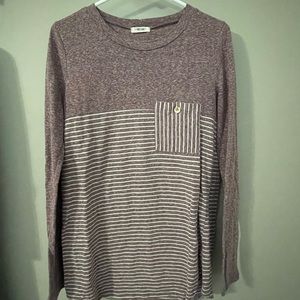 Maroon and gray stitch fix long sleeved shirt